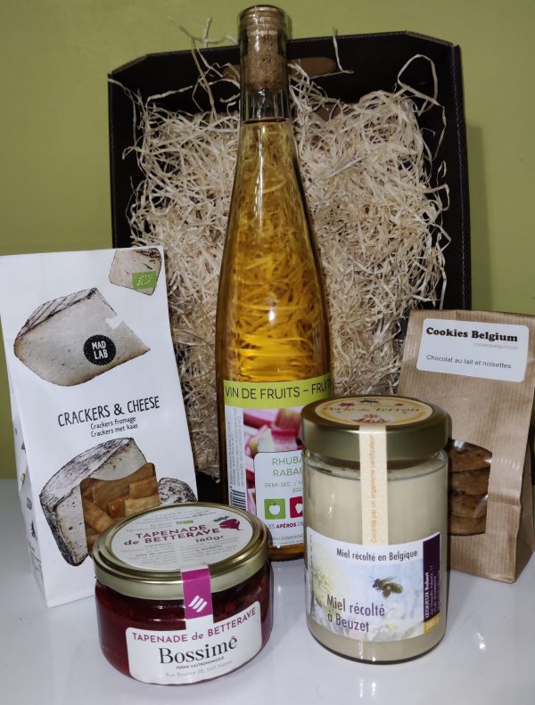 Panier garni Le gourmet - 1 vin de fruits et 4 produits (image non contractuelle)