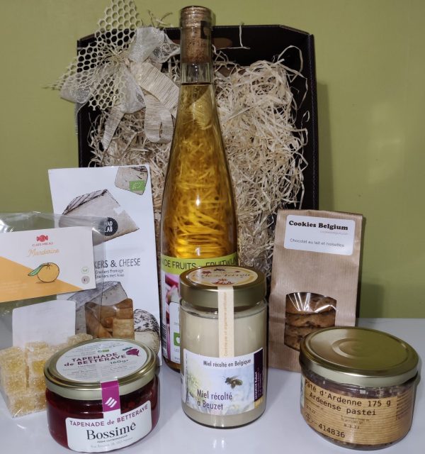 Panier garni Le gastronome - 1 vin de fruits et 6 produits - (image non contractuelle)